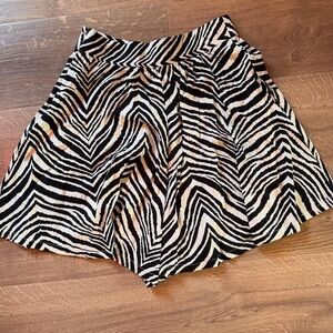 Trashy Diva Gigi Zebra shorts size 8